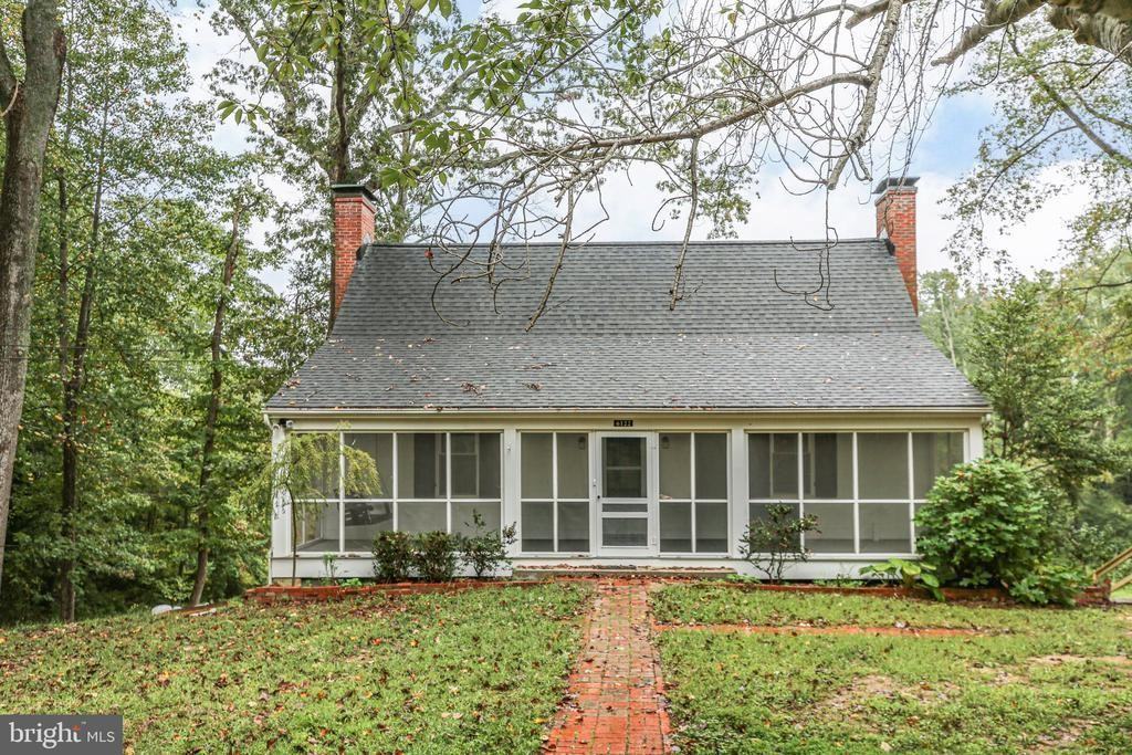 6122 Leedstown Rd - Photo 2 of 29