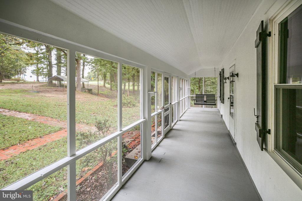 6122 Leedstown Rd - Photo 3 of 29