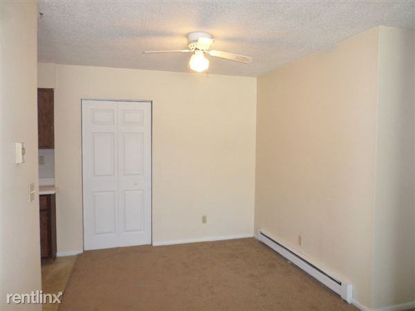 Charleston Blvd. Apartments - Photo 3 of 7