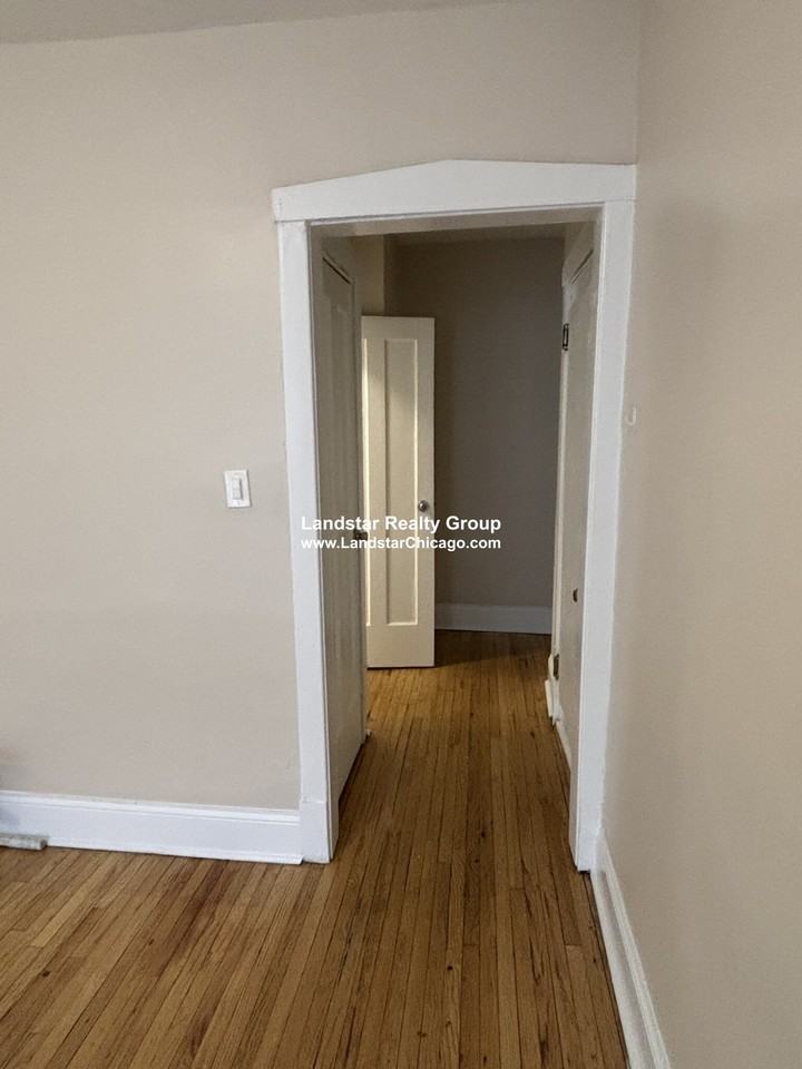 552 Elmwood Ave #1 - Photo 5 of 16