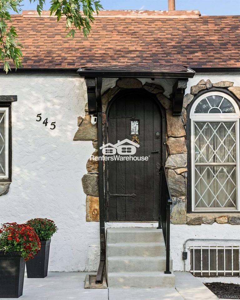 545 Ingalls St - Photo 3 of 26