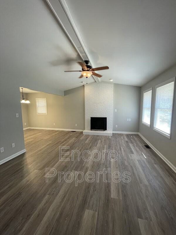 8009 Boxer Pl - Photo 5 of 19