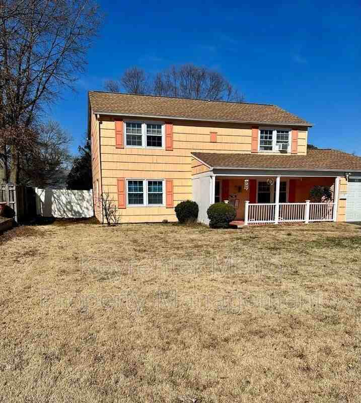 12308 Shelter Ln - Photo 3 of 20