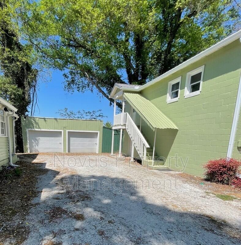 107 Parson Ave #B - Photo 2 of 17