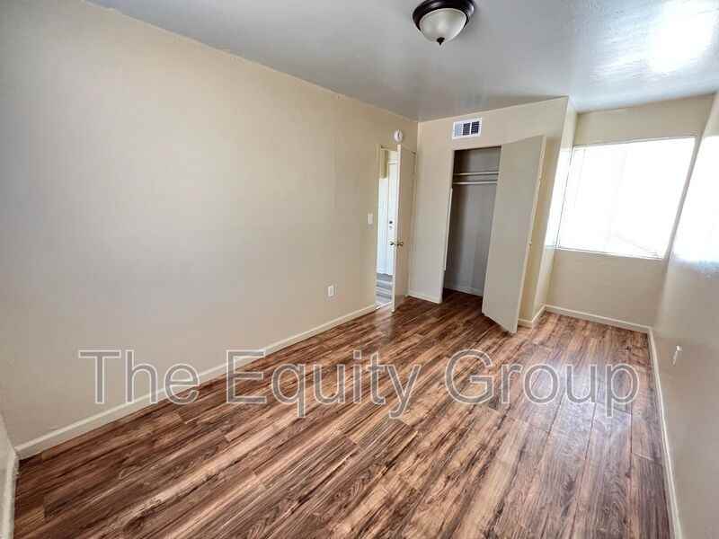 381 E Garden Ave - Photo 4 of 6