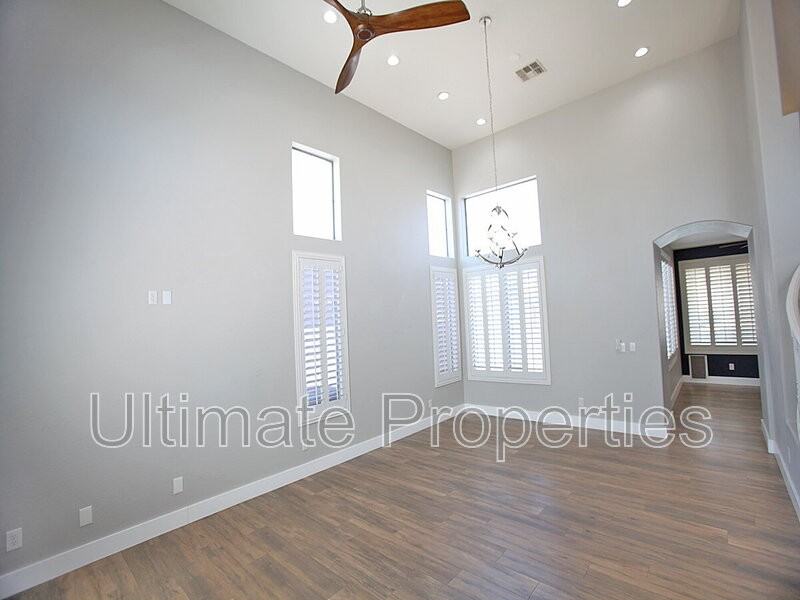 7236 W Avenida Del Rey - Photo 3 of 21