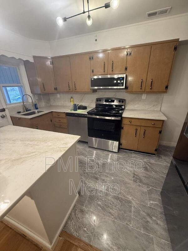 1903 Lydonlea Way - Photo 2 of 14