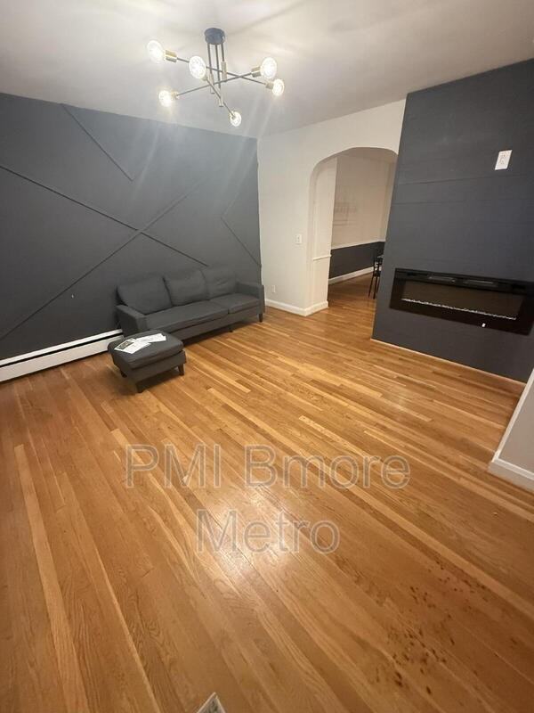 1903 Lydonlea Way - Photo 4 of 14