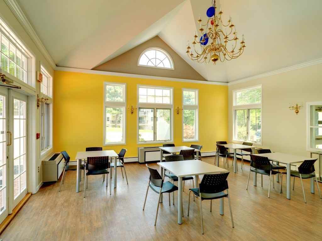 Littlebrook Apartments - Photo 3 of 5