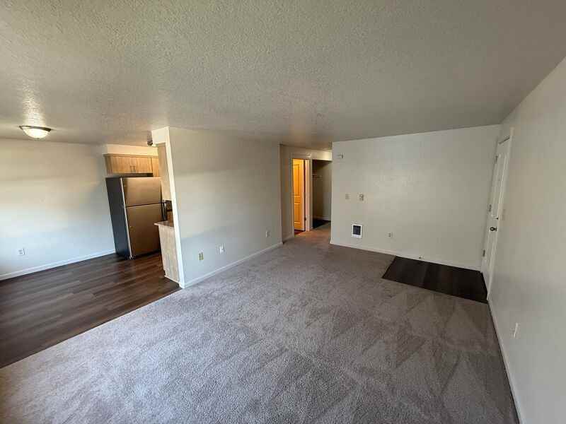 1016 Boedies Dr - Photo 3 of 17