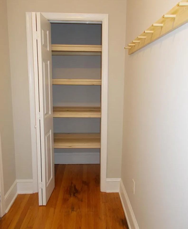 1014 Holland Dr - Photo 3 of 6