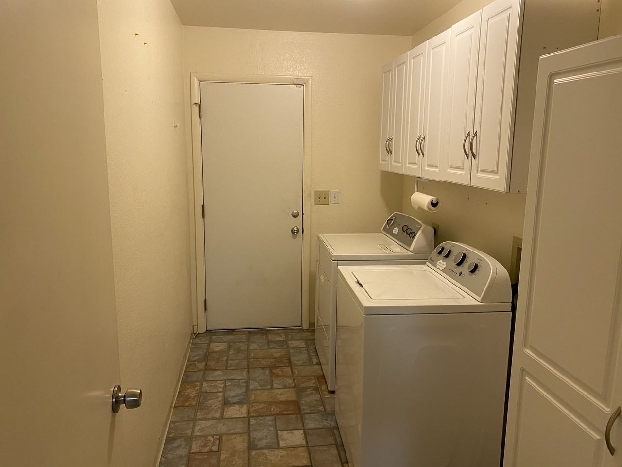 2744 E Villa Theresa Dr - Photo 7 of 25