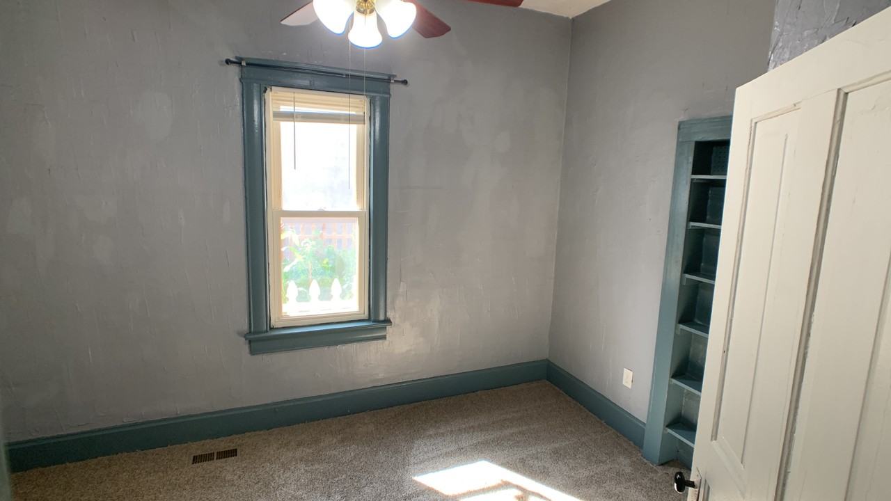 3012 W Pikes Peak Ave - Photo 6 of 10