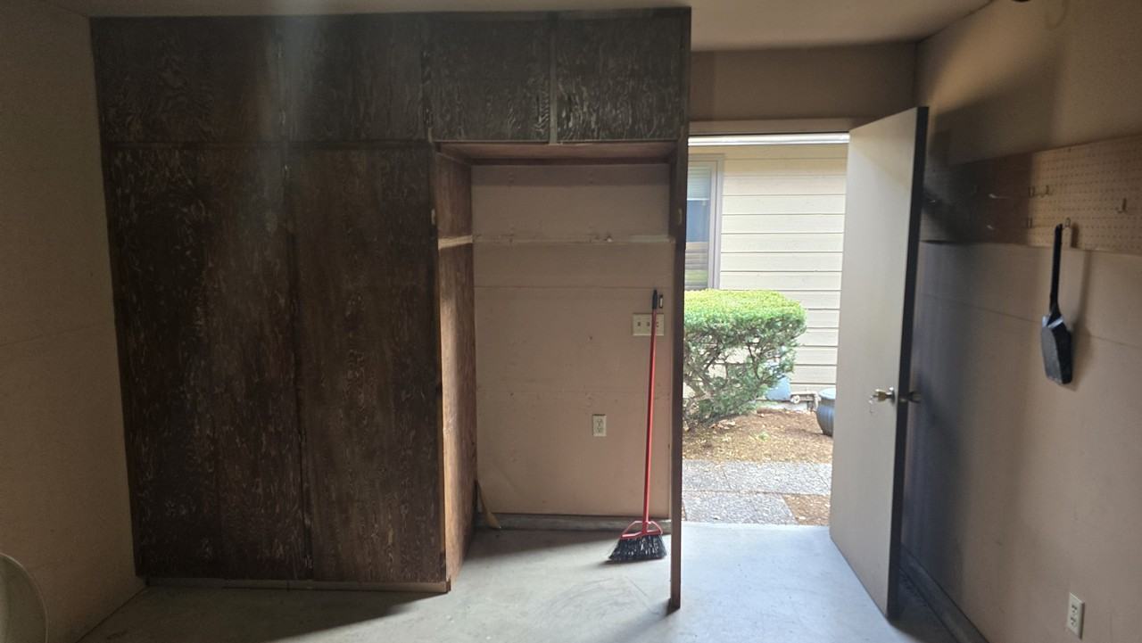 3150 W Catalina Ln - Photo 2 of 21