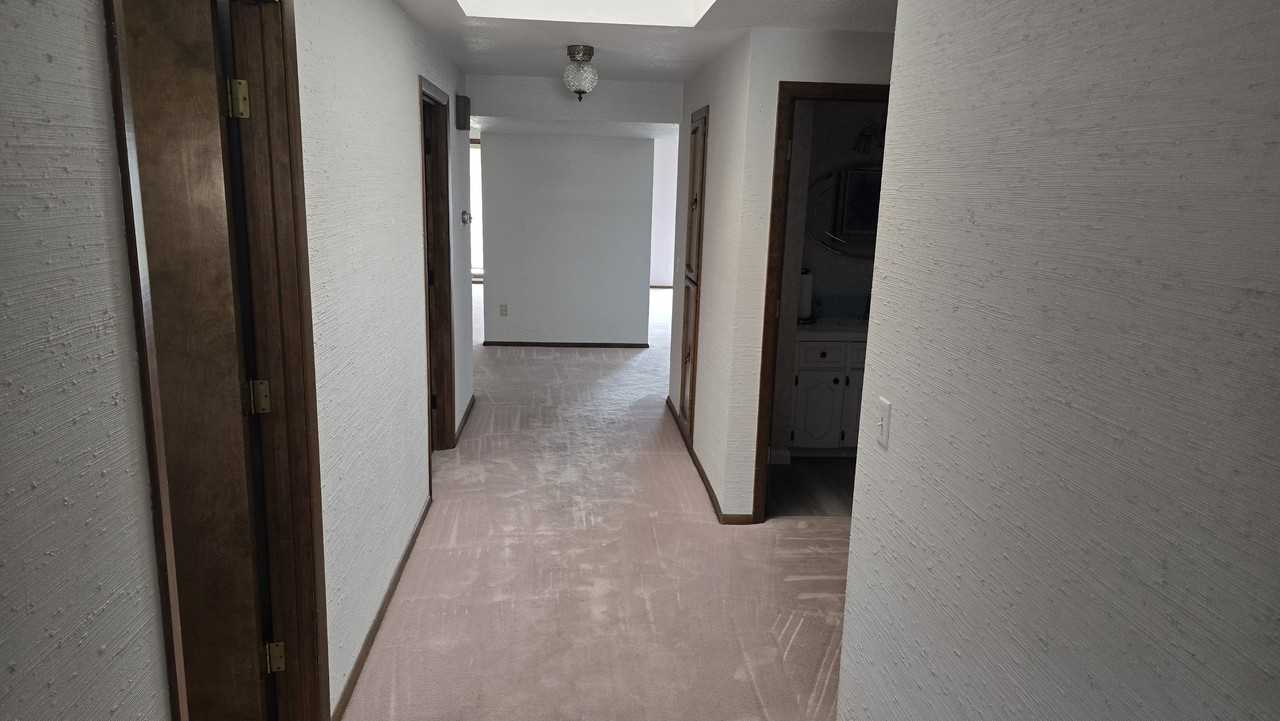 3150 W Catalina Ln - Photo 3 of 21