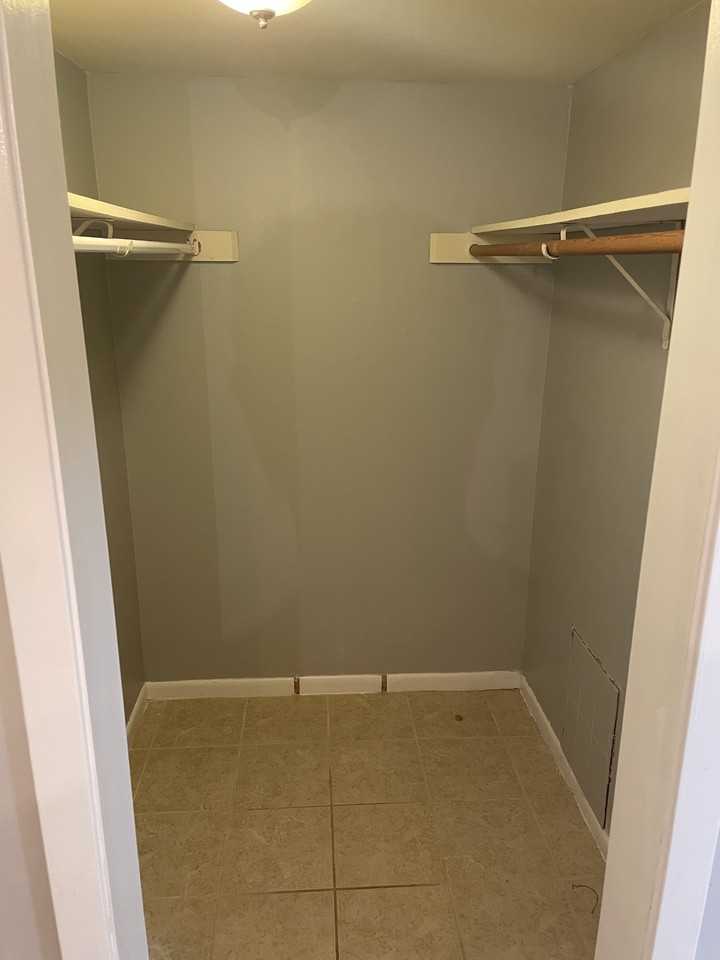 1800 Treehouse Trl - Photo 7 of 23