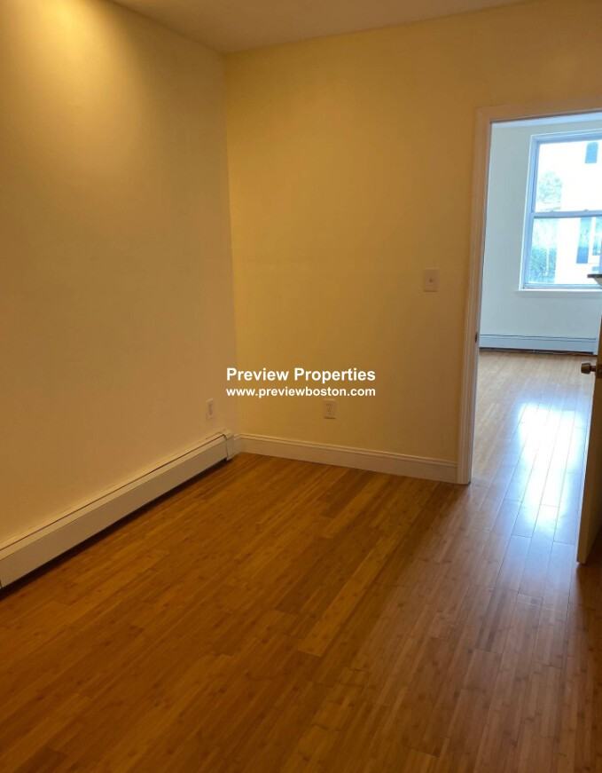 Maverick St #3P - Photo 6 of 9