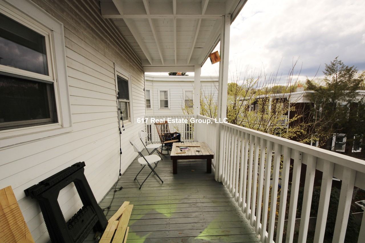 11 Breck Ave #3 - Photo 4 of 6