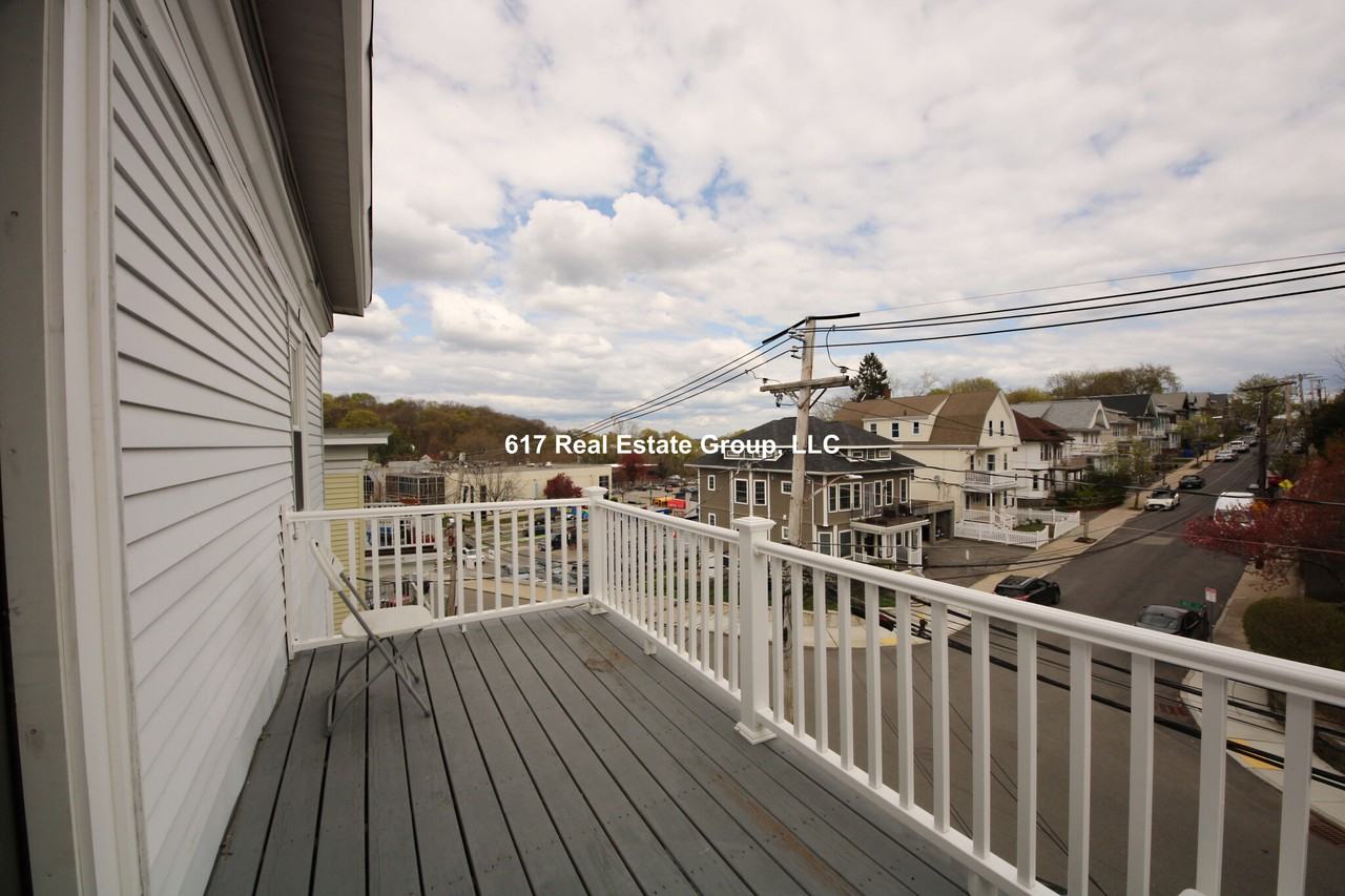 11 Breck Ave #3 - Photo 5 of 6