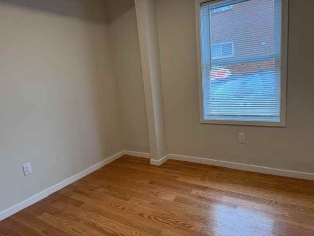 620 Hyde Park Ave - Photo 6 of 21