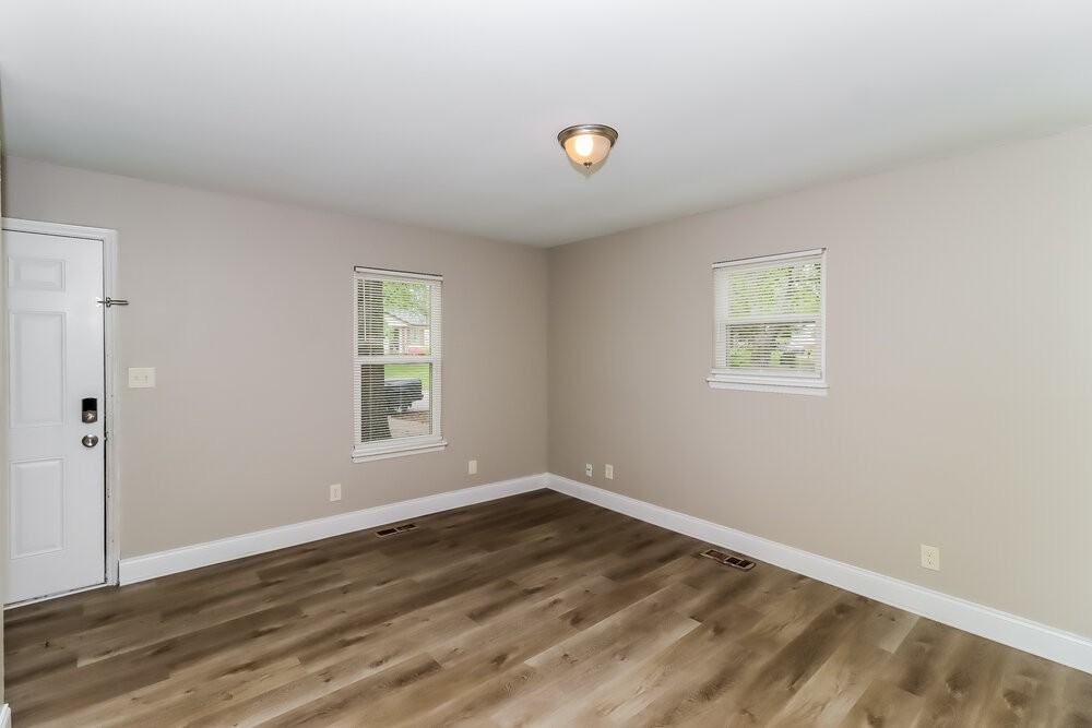 617 Gentle Breeze Dr - Photo 5 of 16
