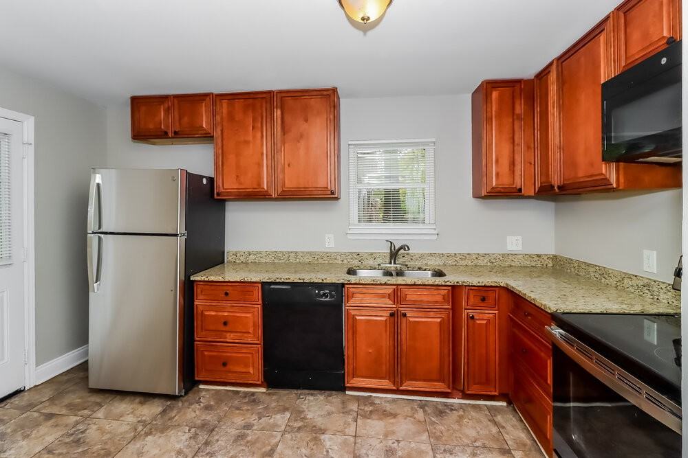 617 Gentle Breeze Dr - Photo 6 of 16