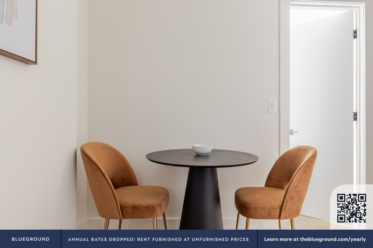 188 Avenue Of The Americas #1828 - Photo 3 of 15