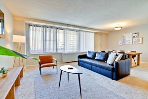 featured image of 2111 Richmond Hwy