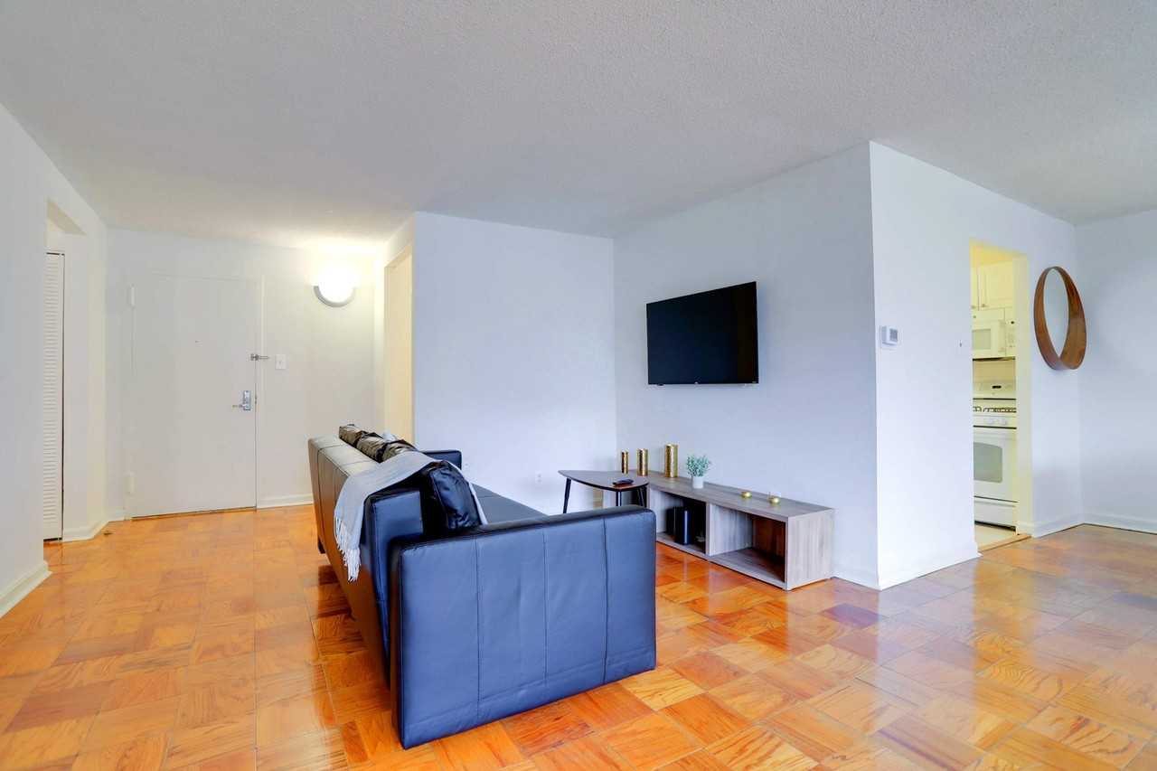 320 23rd Street South - Photo 4 of 63