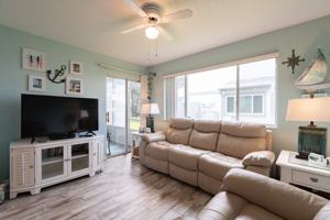 featured image of 516 Beach Park Ln