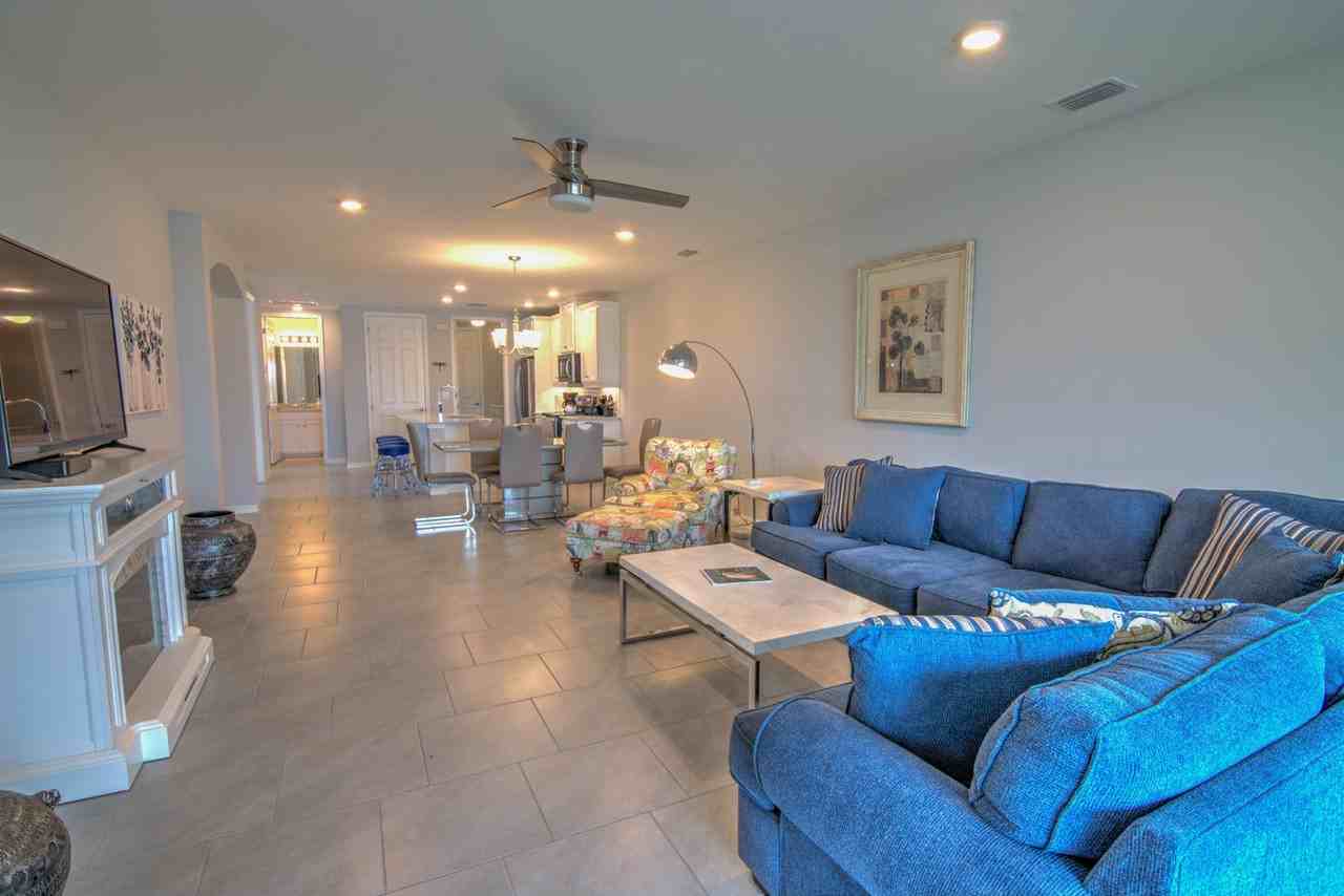 14632 Edgewater Cir #1049696P - Photo 2 of 35