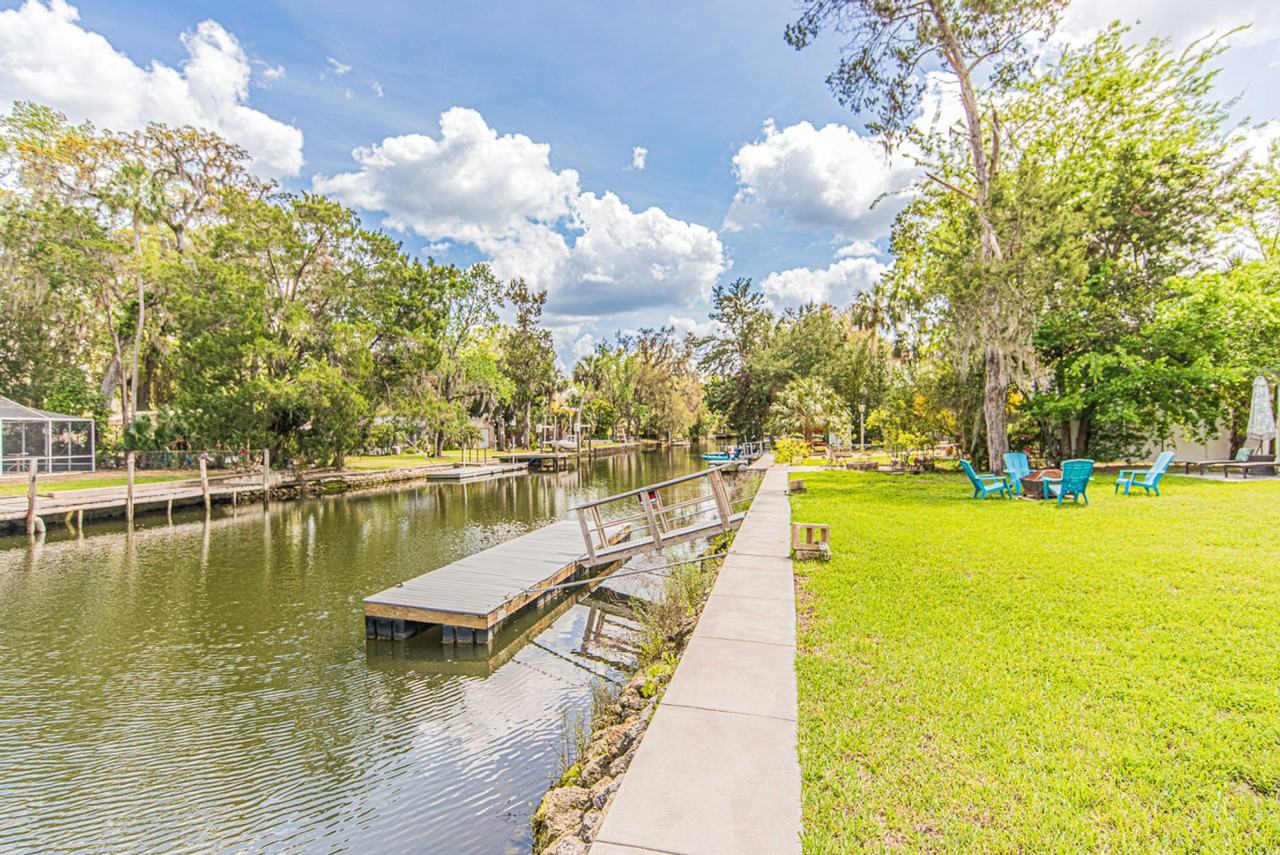 3713 N Suwannee Pt #1049750P - Photo 3 of 30