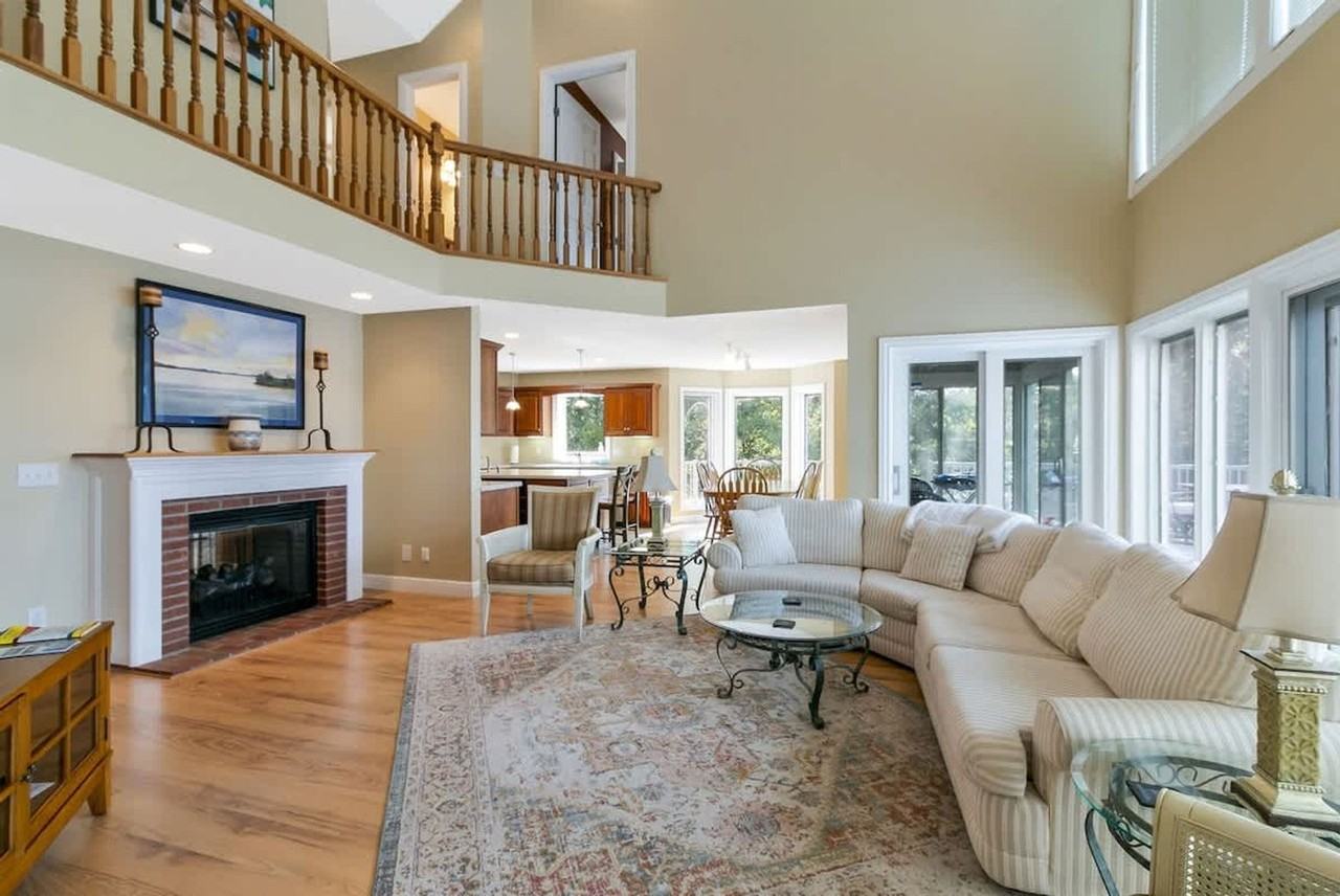 140 Crane Ln #1051669P - Photo 3 of 50