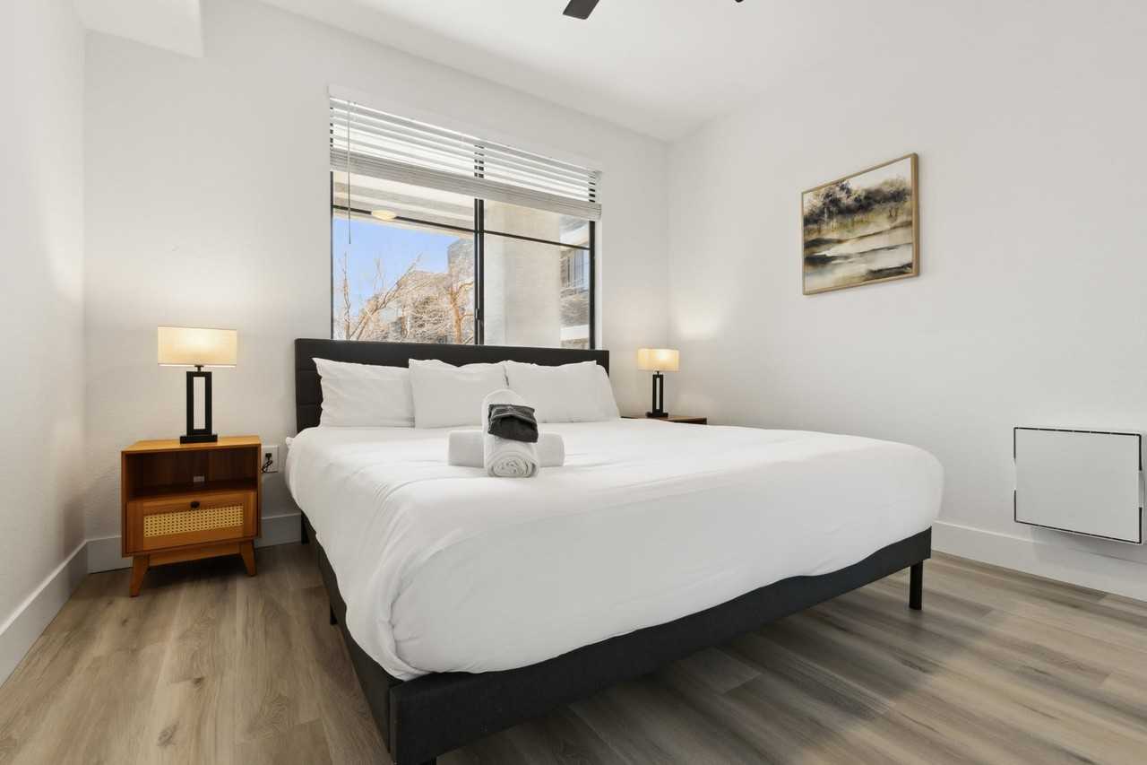 6610 N 93rd Ave #1055570P - Photo 4 of 30