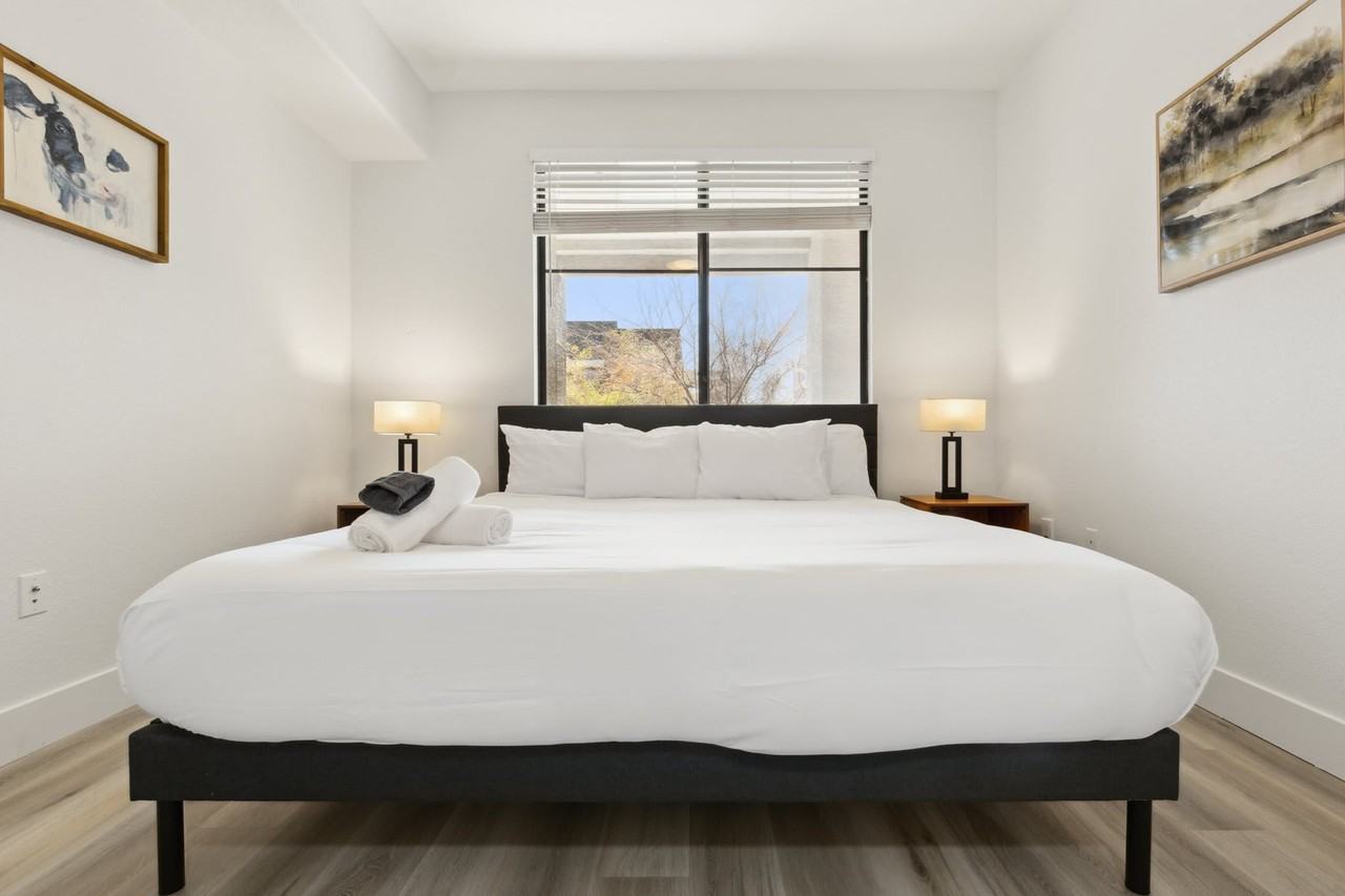 6610 N 93rd Ave #1055570P - Photo 5 of 30