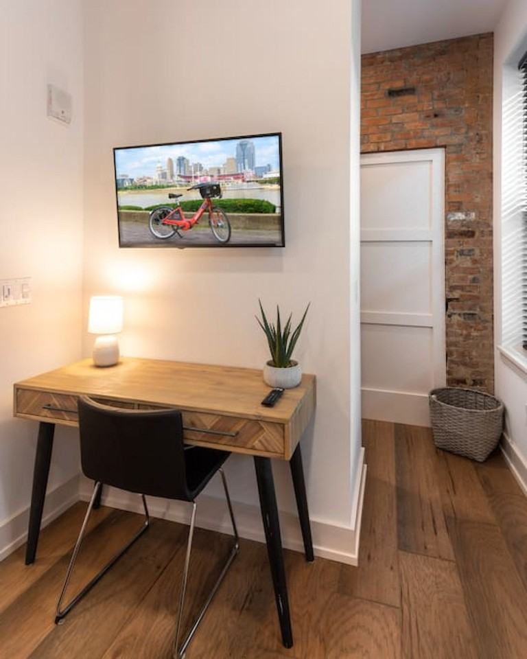 2426 Goose Aly #1056056P - Photo 5 of 23