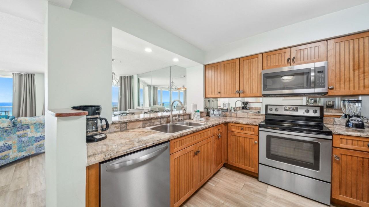 7205 Thomas Dr #1056233P - Photo 2 of 50