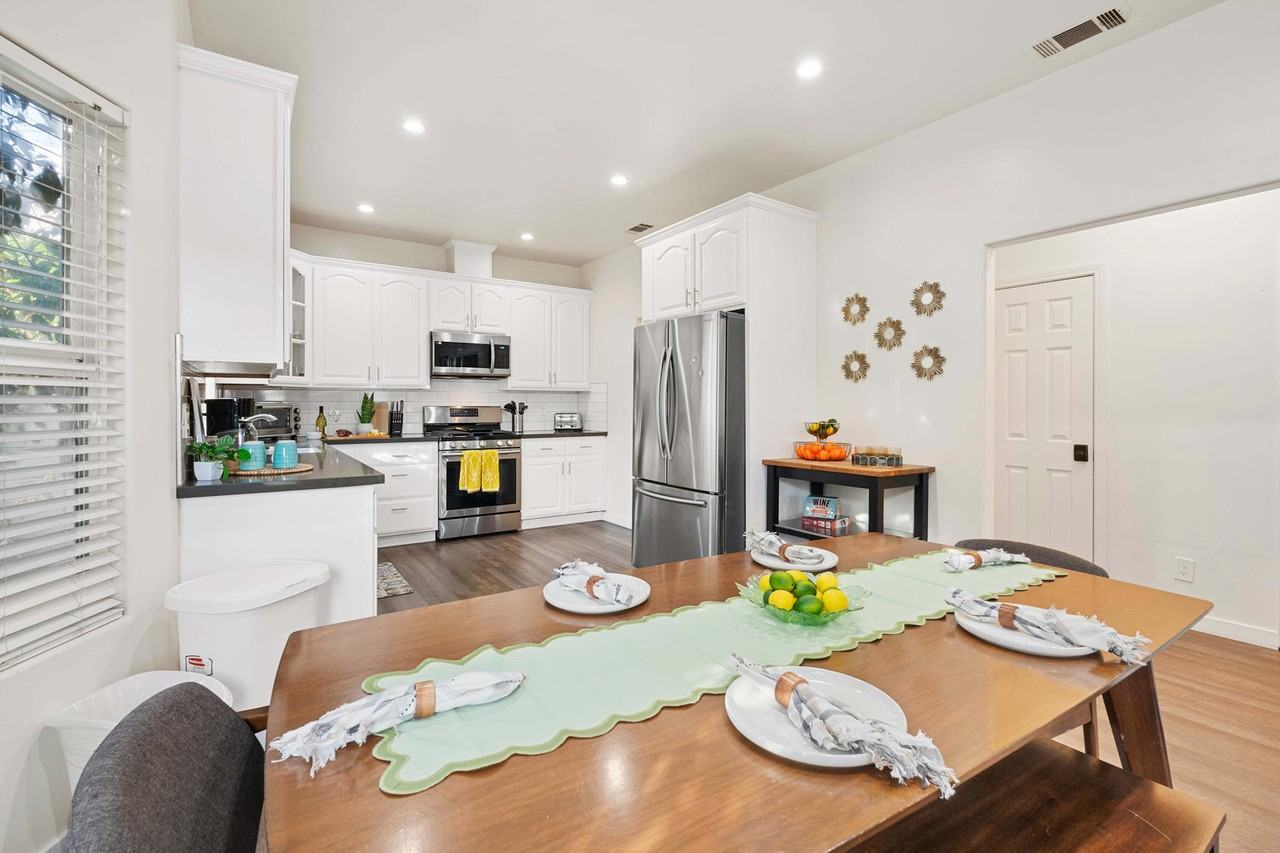 3112 Nimitz Blvd #1062718P - Photo 6 of 28