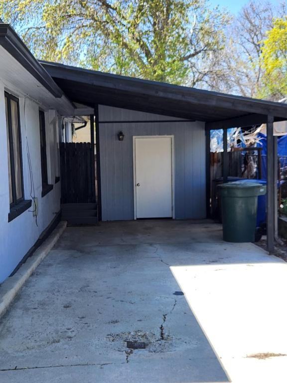 1450 S 1600 E - Photo 5 of 28