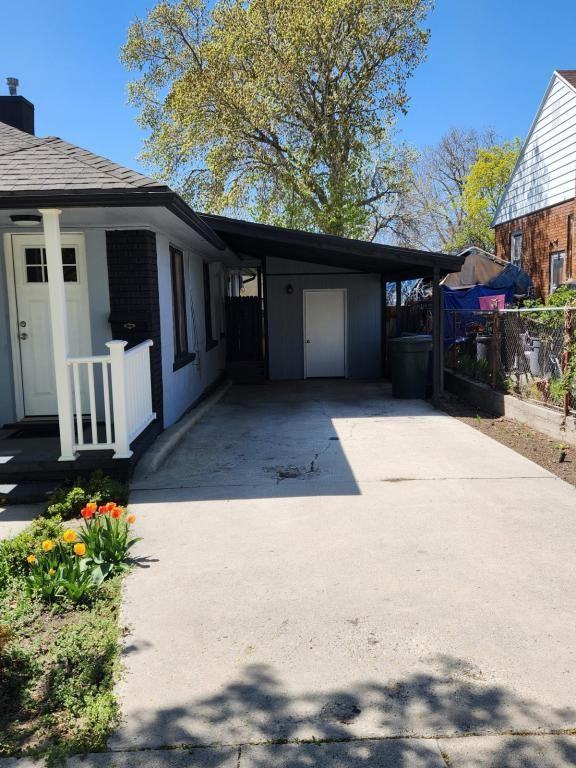 1450 S 1600 E - Photo 6 of 28