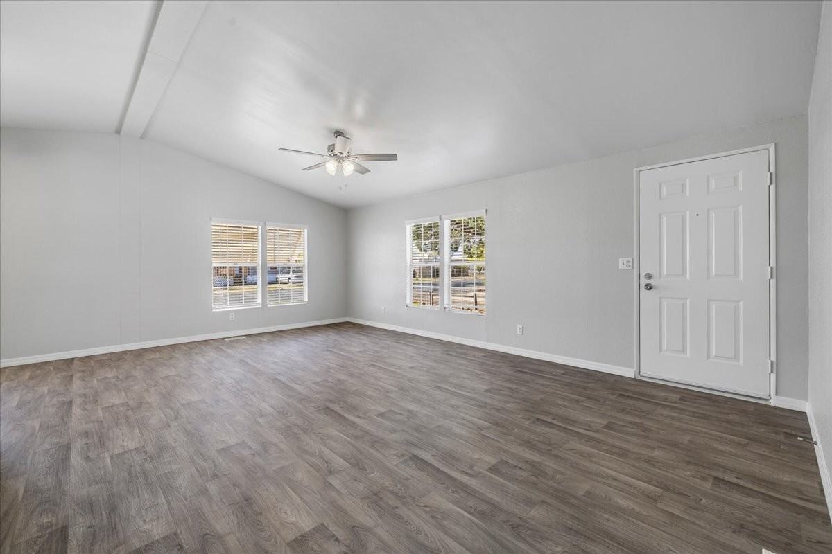 2885 N Panorama Dr - Photo 2 of 22