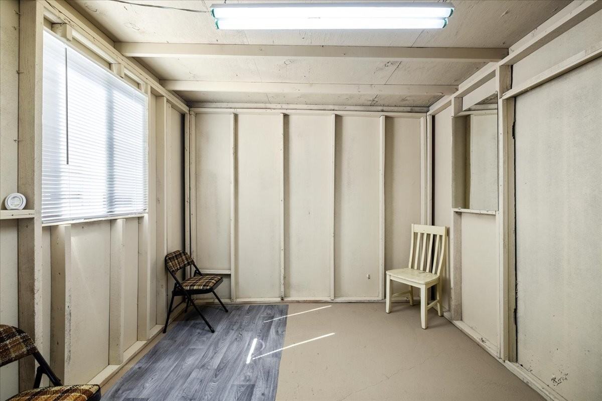 2885 N Panorama Dr - Photo 2 of 22