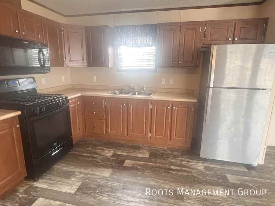 803 Candy Ln #42 - Photo 3 of 14