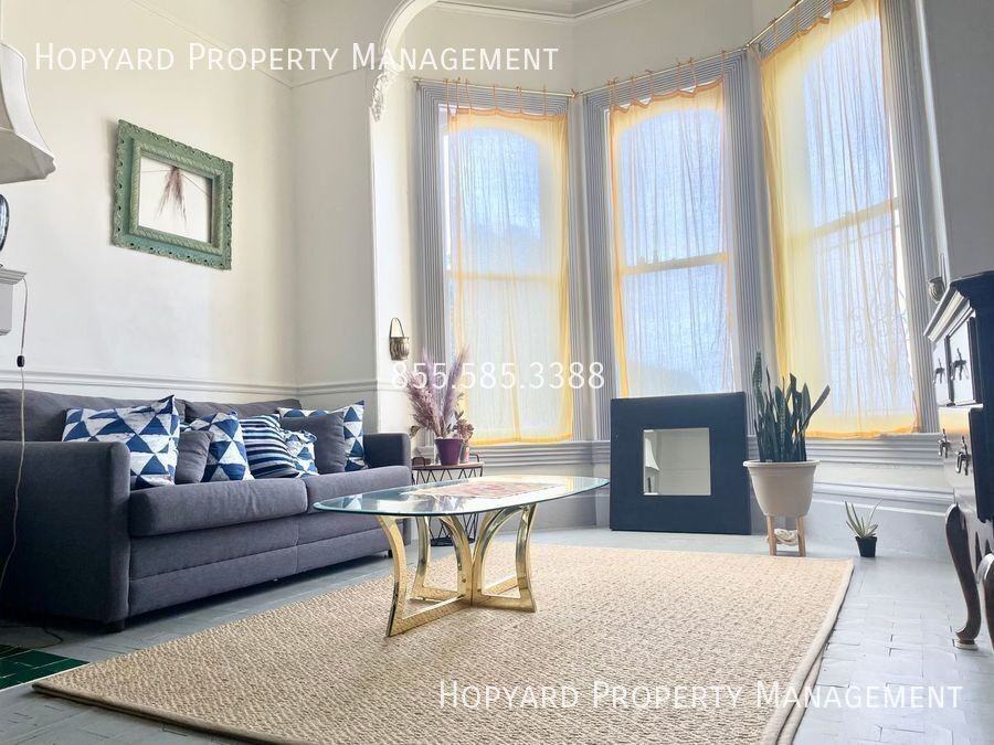 2212 E 27th St #2212 - Photo 3 of 13