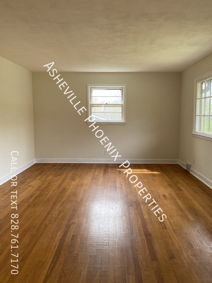 7 N Pershing Rd - Photo 2 of 15