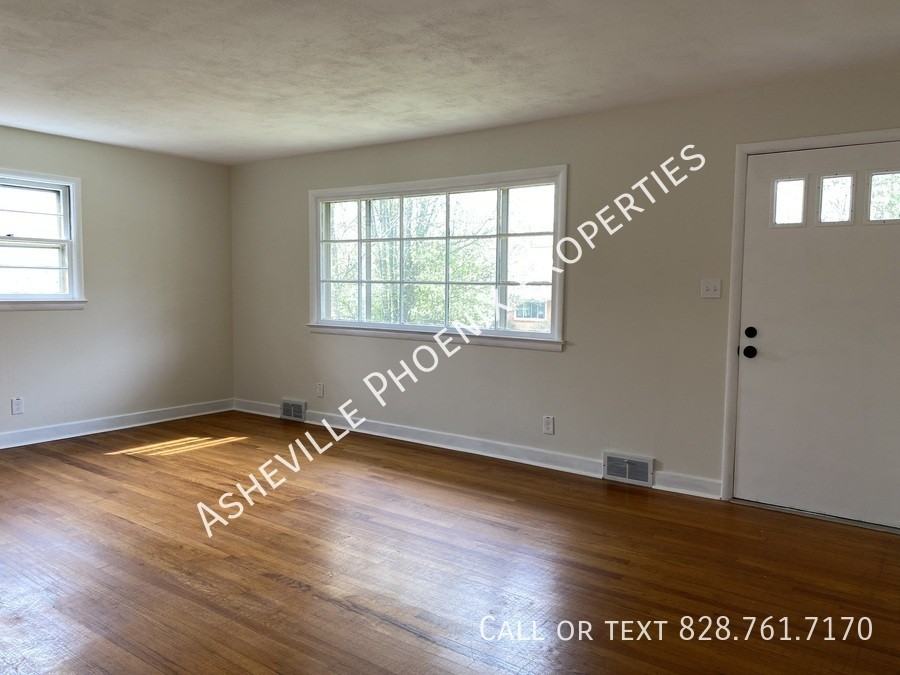 7 N Pershing Rd - Photo 3 of 15