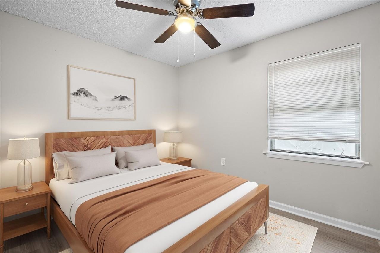 Main Street Villas - Photo 6 of 35