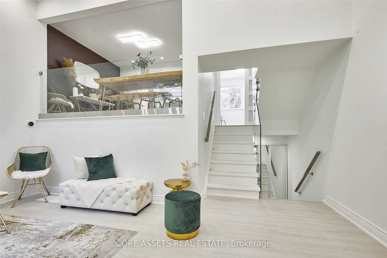 129 Rusty Crestway - Photo 2 of 9