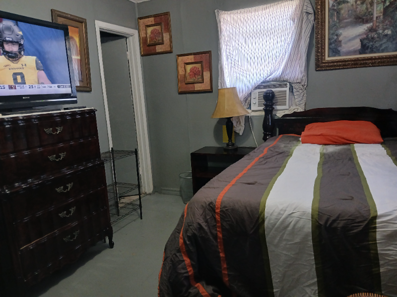 2785 Colony Ct - Photo 2 of 23