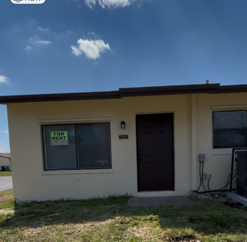 28151 Swcourt - Photo 2 of 15